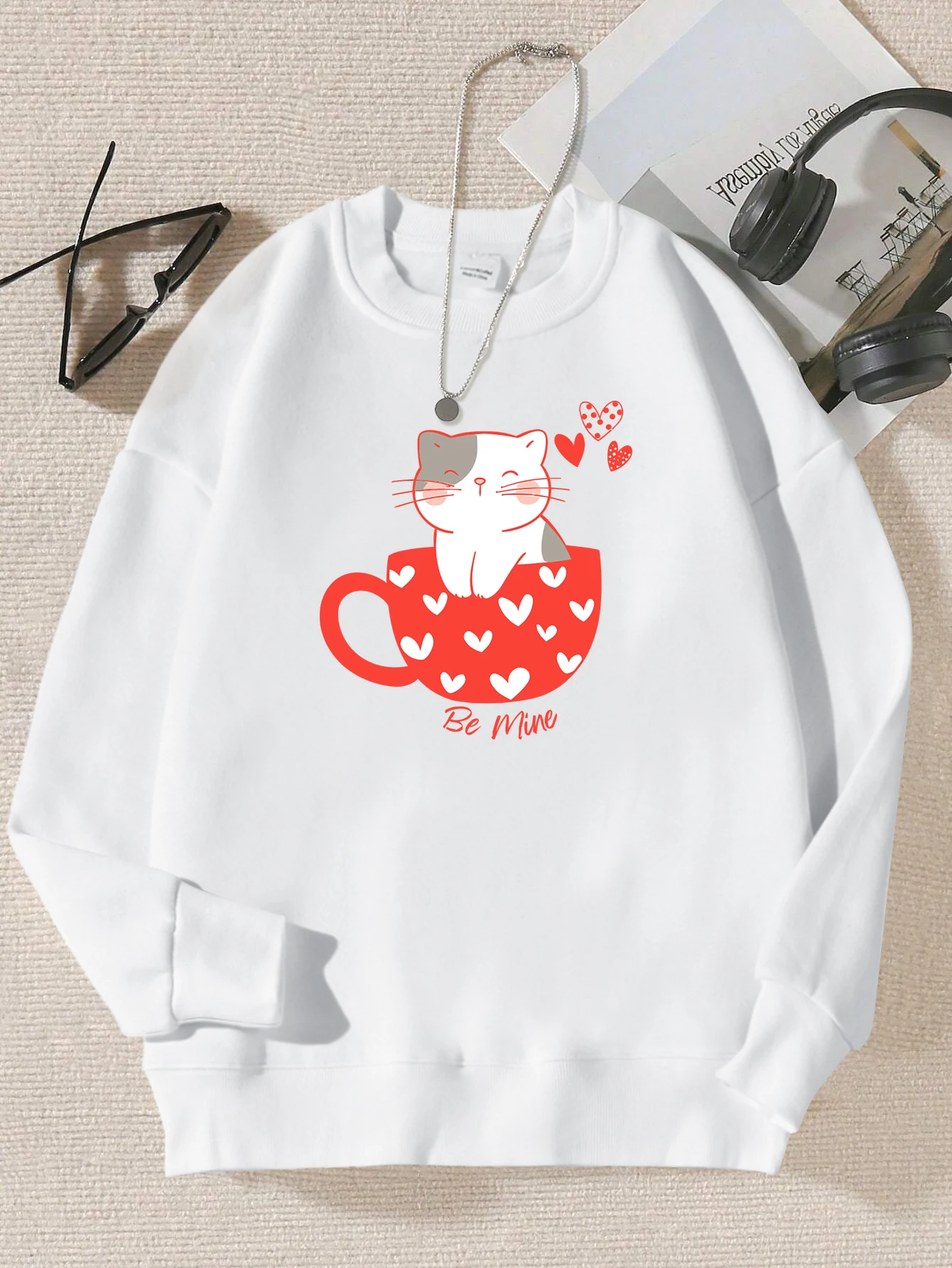 Cartoon Love Cap Cat Print Women Sweatshirts Fashion Soft Sportswear Casual Autumn Pullovers Warm All-Match Female Clothes
Cartoon Love Cap Cat Print Women Sweatshirts Fashion Soft Sportswear Casual Autumn Pullovers Warm All-Match Female Clothes