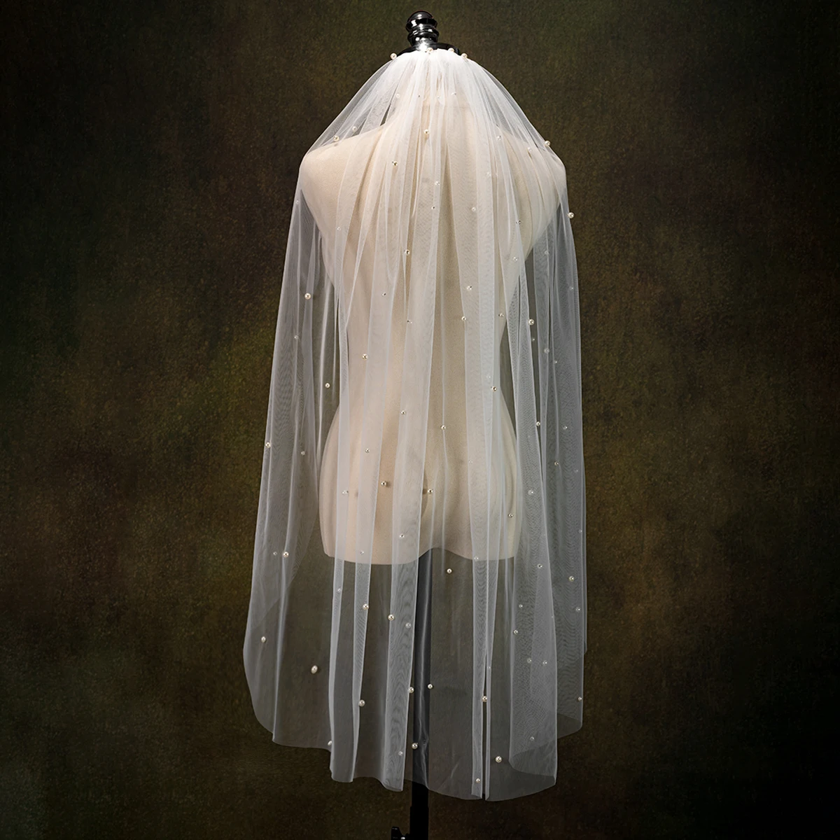 1 Tier long Fingertip Length Church Bridal Veil With Comb, Romantic Elegant Classic, Pearl Wedding Event Accessory Veil VP24
1 Tier long Fingertip Length Church Bridal Veil With Comb, Romantic Elegant Classic, Pearl Wedding Event Accessory Veil VP24