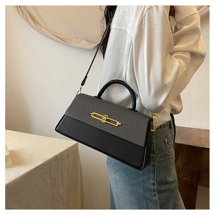 Шикарная стильная модная сумка-коробка с цветными блоками — повседневная универсальная сумка через плечо/через плечо/верхняя ручка для повседневных женщин
Шикарная стильная модная сумка-коробка с цветными блоками — повседневная универсальная сумка через плечо/через плечо/верхняя ручка для повседневных женщин