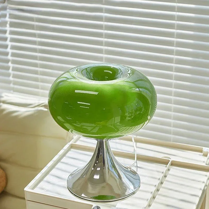 Designer Art Creative Table Lamp Bauhaus Warm Living Room Bedside Lamp White Green Glass Table Lamp
Designer Art Creative Table Lamp Bauhaus Warm Living Room Bedside Lamp White Green Glass Table Lamp
