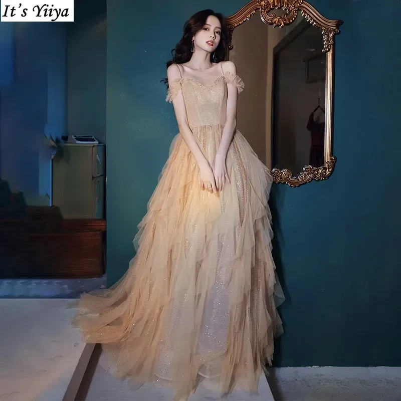 It's Yiiya Customized Evening Dress Beads Golden Sgaphetti Straps Ruffles Floor-Length A-Line Plus size Woman Formal Party Gown
It's Yiiya Customized Evening Dress Beads Golden Sgaphetti Straps Ruffles Floor-Length A-Line Plus size Woman Formal Party Gown