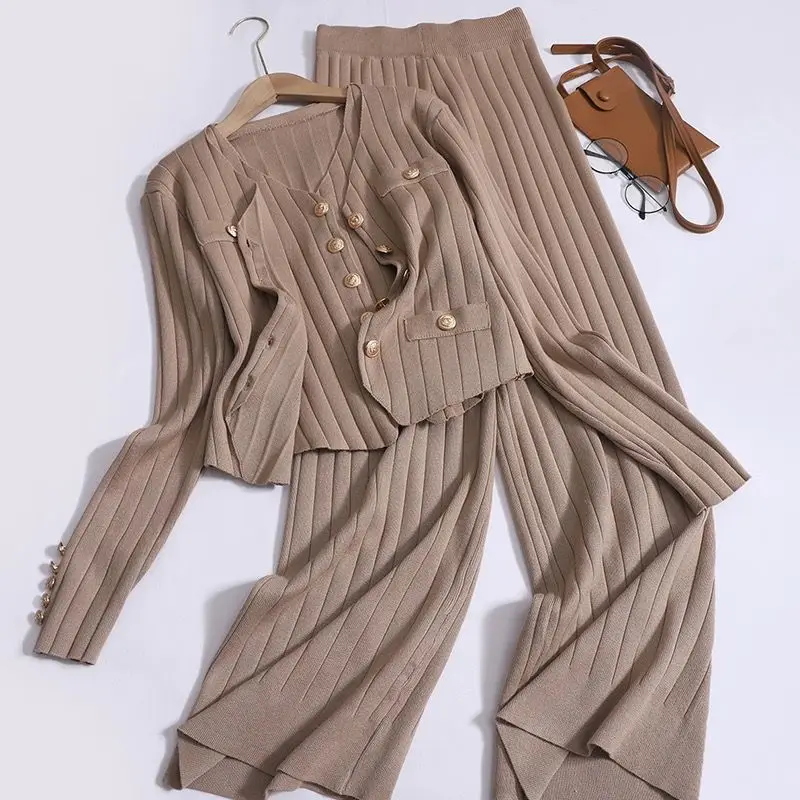 Women 3-Piece Sets Knit Set Spring New Single-Breasted Cardigan Tank Top High-Waisted Trousers Wide-Leg Pants Sweater Knit Vest
Women 3-Piece Sets Knit Set Spring New Single-Breasted Cardigan Tank Top High-Waisted Trousers Wide-Leg Pants Sweater Knit Vest