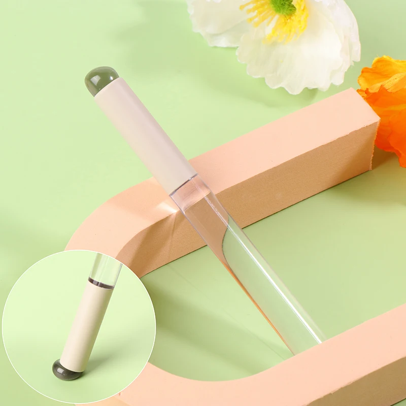 1Pcs Lipstick Dye Brush Concealer Portable Silicone Lip Brush With Lid Reusable Angled Concealer Brush Makeup Applicator Tool
1Pcs Lipstick Dye Brush Concealer Portable Silicone Lip Brush With Lid Reusable Angled Concealer Brush Makeup Applicator Tool