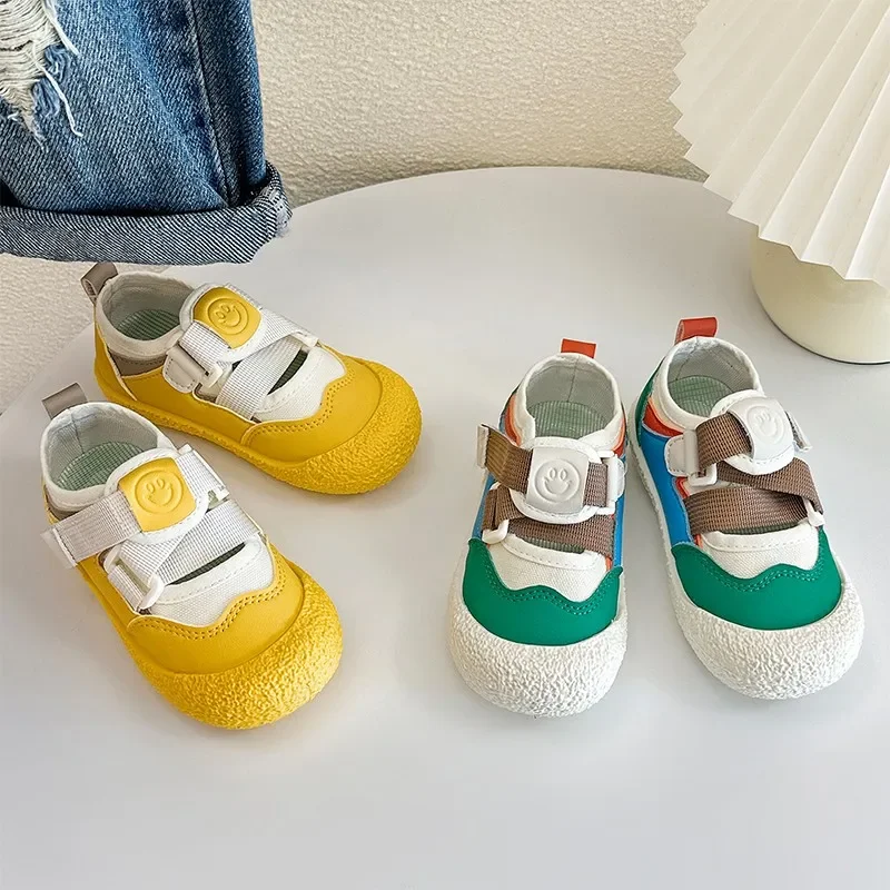 Children Casual Sandals for Girls Boys 2025 Summer New Fashion Korean Style Soft Bottom Non-slip Versatile Cut-outs Sports Shoes
Children Casual Sandals for Girls Boys 2025 Summer New Fashion Korean Style Soft Bottom Non-slip Versatile Cut-outs Sports Shoes