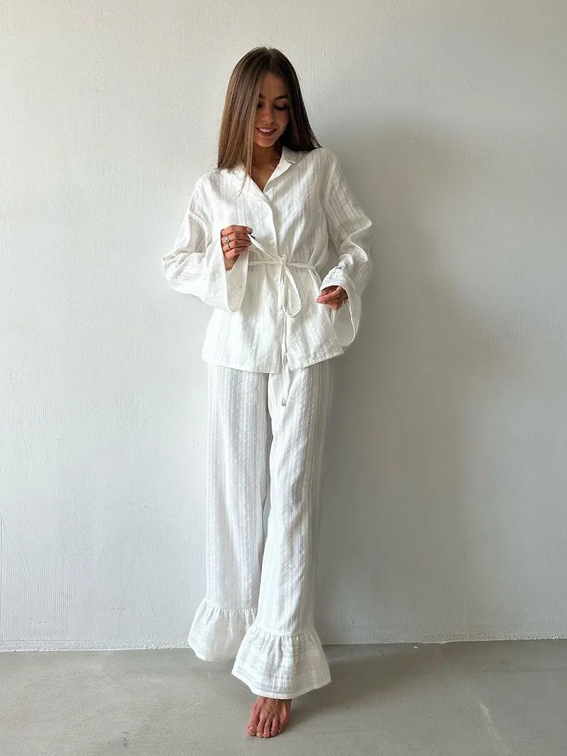 Comfortable Pure Cotton Silk Women's Sleepwear Set Autumn Winter Home Clothes Long Sleeve Button Collar Two-Piece Suit
Comfortable Pure Cotton Silk Women's Sleepwear Set Autumn Winter Home Clothes Long Sleeve Button Collar Two-Piece Suit