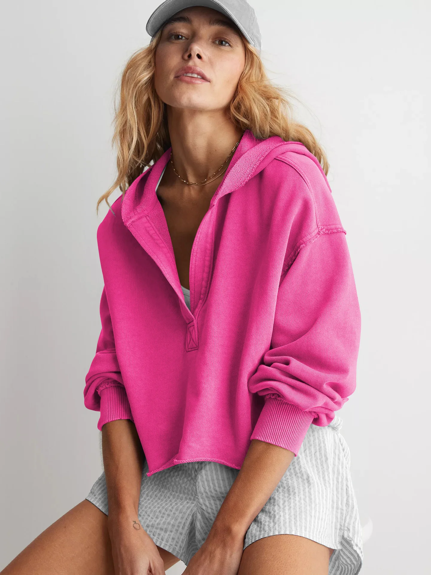 Fashionable Loose Hooded Sweatshirt For Women Spring And Autumn Women's V-neck Top Pullover Long-Sleeved Shirt Hoodies Y2K
Fashionable Loose Hooded Sweatshirt For Women Spring And Autumn Women's V-neck Top Pullover Long-Sleeved Shirt Hoodies Y2K