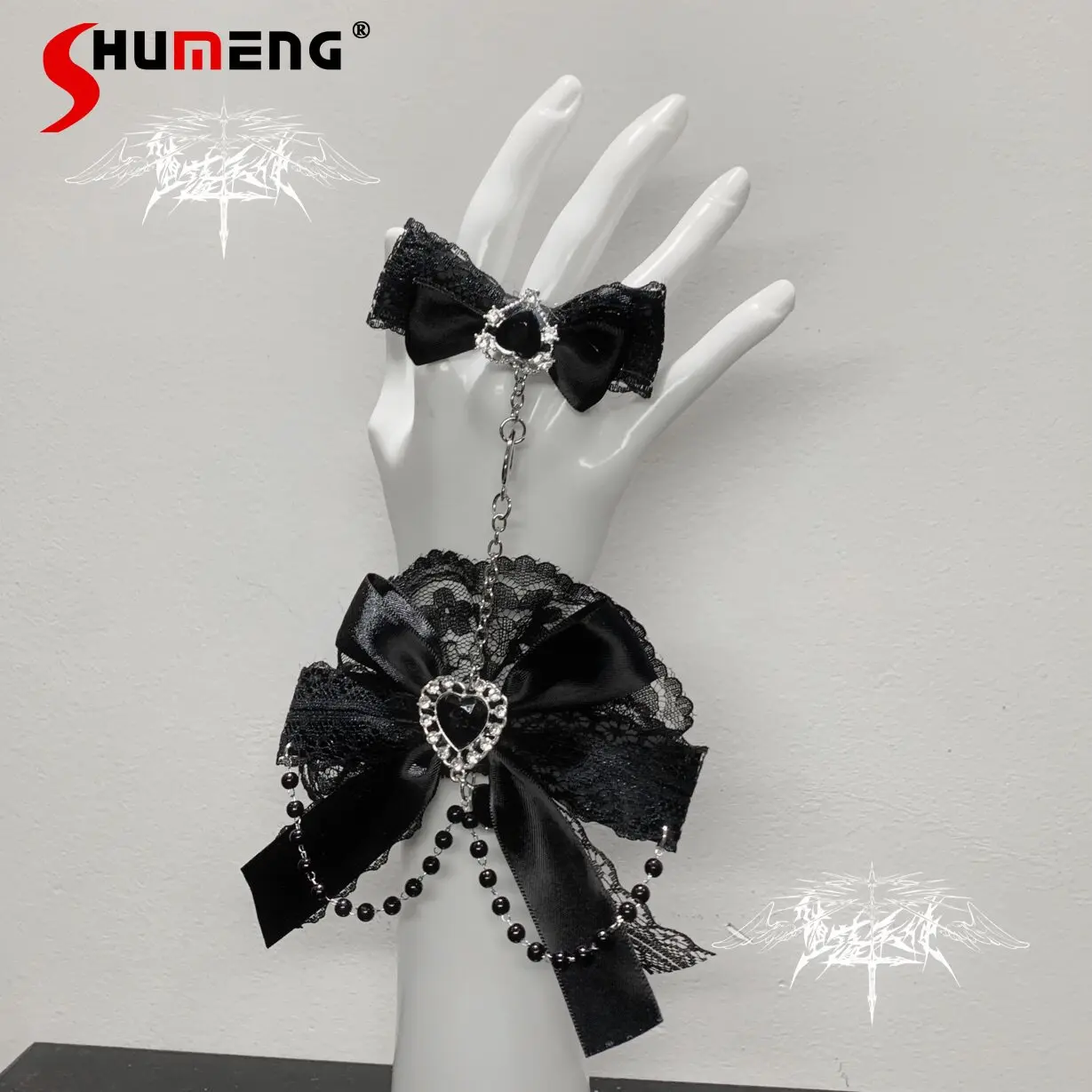 Subculture Cute Bow Rhinestone Lace Chain Hand Sleeve Japanese Mine Mass-produced Lolita Girl's Sweet Gothic Cos Accessories
Subculture Cute Bow Rhinestone Lace Chain Hand Sleeve Japanese Mine Mass-produced Lolita Girl's Sweet Gothic Cos Accessories