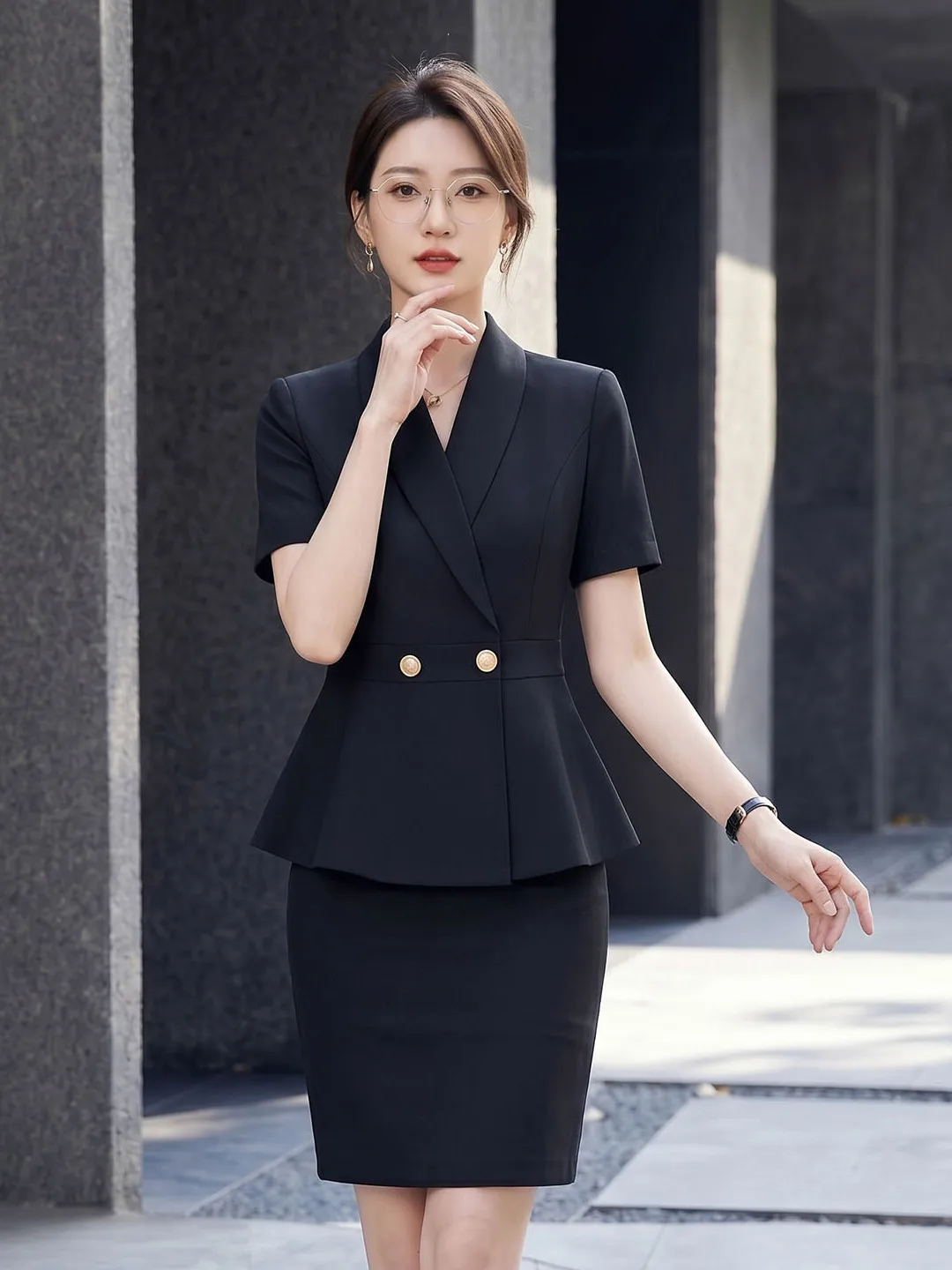 Black Suit Set Women's Summer 2026 New Jewelry Store Front Desk Uniform Gold Shop Guide Professional Workwear Commute Style S...
Black Suit Set Women's Summer 2026 New Jewelry Store Front Desk Uniform Gold Shop Guide Professional Workwear Commute Style S...