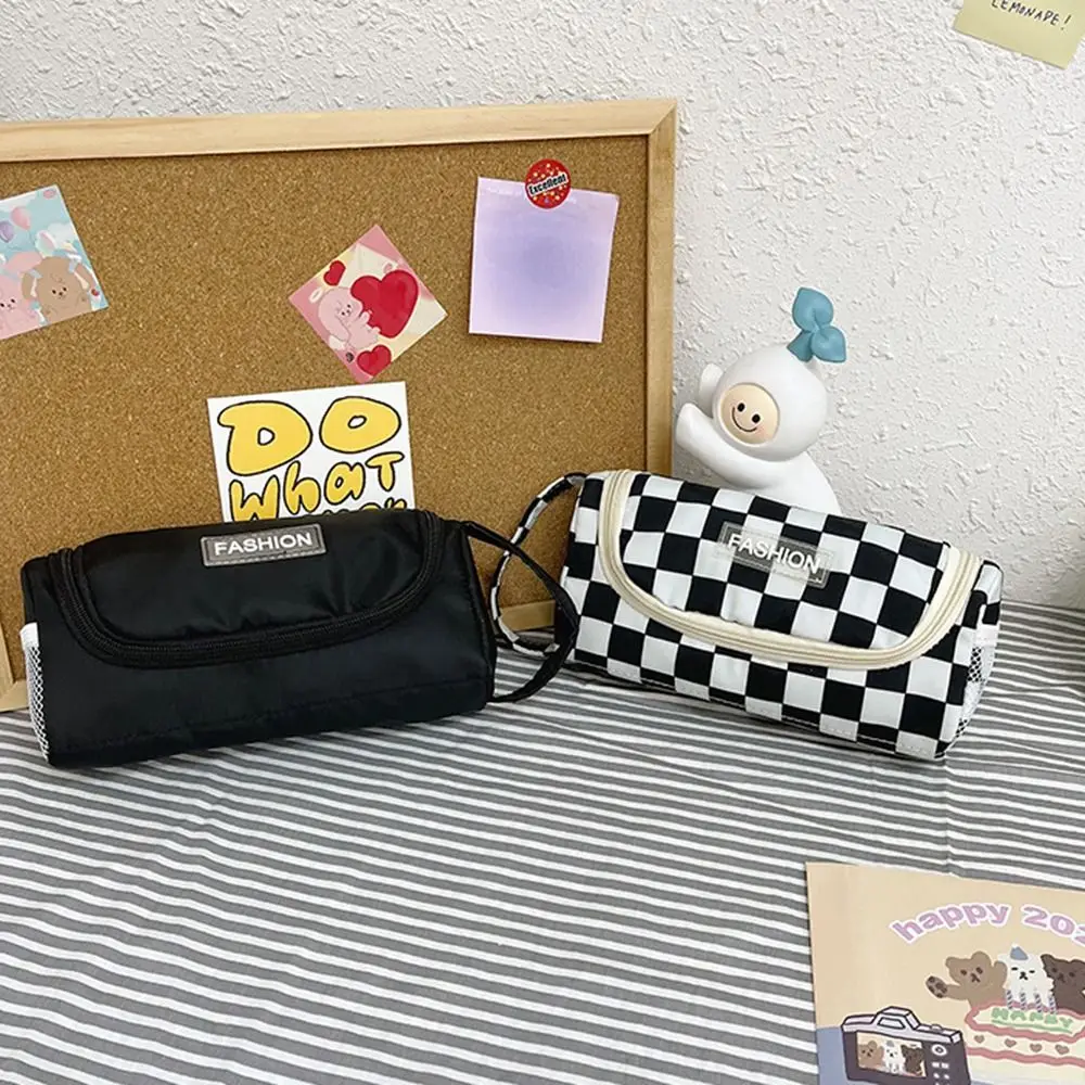 Stationery Bag Ins Lattice Pencil Case Simple Large Capacity Pen Bag Washable Multifuncional Canvas Estuche Student 
Stationery Bag Ins Lattice Pencil Case Simple Large Capacity Pen Bag Washable Multifuncional Canvas Estuche Student