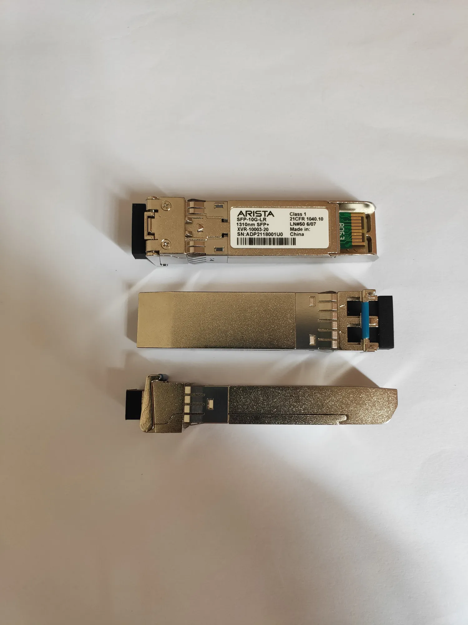 Arista Module SFP 10G 10KM/XVR-10003-20 SFP-10G-LR/1310NM SFP+ Single Mode Optical Transceiver/10gb Optical Fiber
Arista Module SFP 10G 10KM/XVR-10003-20 SFP-10G-LR/1310NM SFP+ Single Mode Optical Transceiver/10gb Optical Fiber
