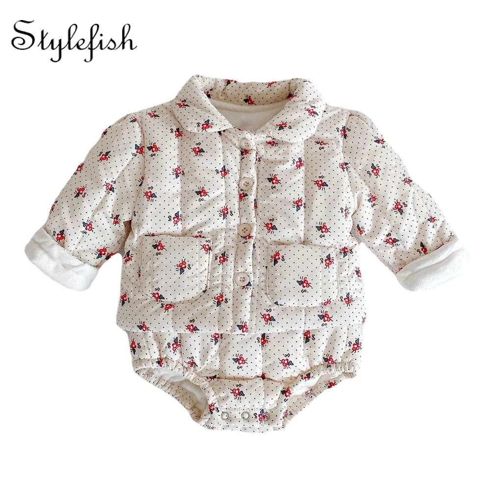 Wholesale high quality 2022 Baby boy and girl baby coat + suspender romper two-piece suit
Wholesale high quality 2022 Baby boy and girl baby coat + suspender romper two-piece suit