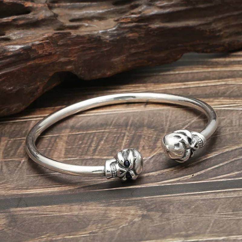 925 sterling silver skull bracelet men's Thai silver punk bracelet hip hop rock silver accessories special interest light luxury
925 sterling silver skull bracelet men's Thai silver punk bracelet hip hop rock silver accessories special interest light luxury