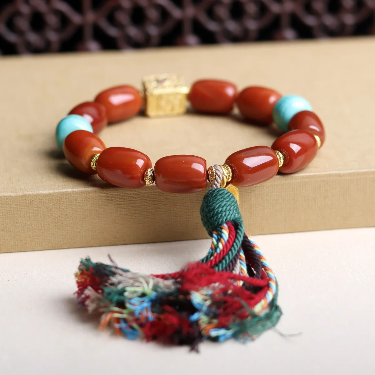 Nanhong Agate Barrel Beads Bracelet Original Designer Style New Chinese Style Wenwan Jewelry For Women
Nanhong Agate Barrel Beads Bracelet Original Designer Style New Chinese Style Wenwan Jewelry For Women