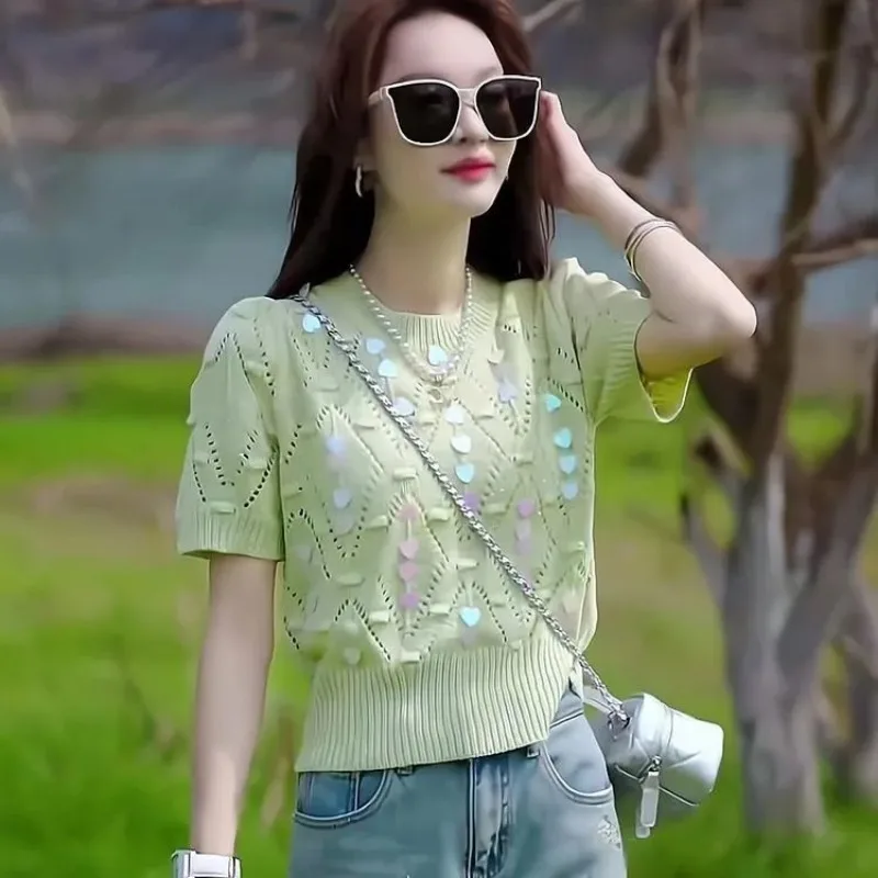 Chic Sequin Green Pink Knit Pullover Spring Summer Coat Short Sleeve Tops Women Short T-shirt Design Tees O-neck Hollow Out New
Chic Sequin Green Pink Knit Pullover Spring Summer Coat Short Sleeve Tops Women Short T-shirt Design Tees O-neck Hollow Out New
