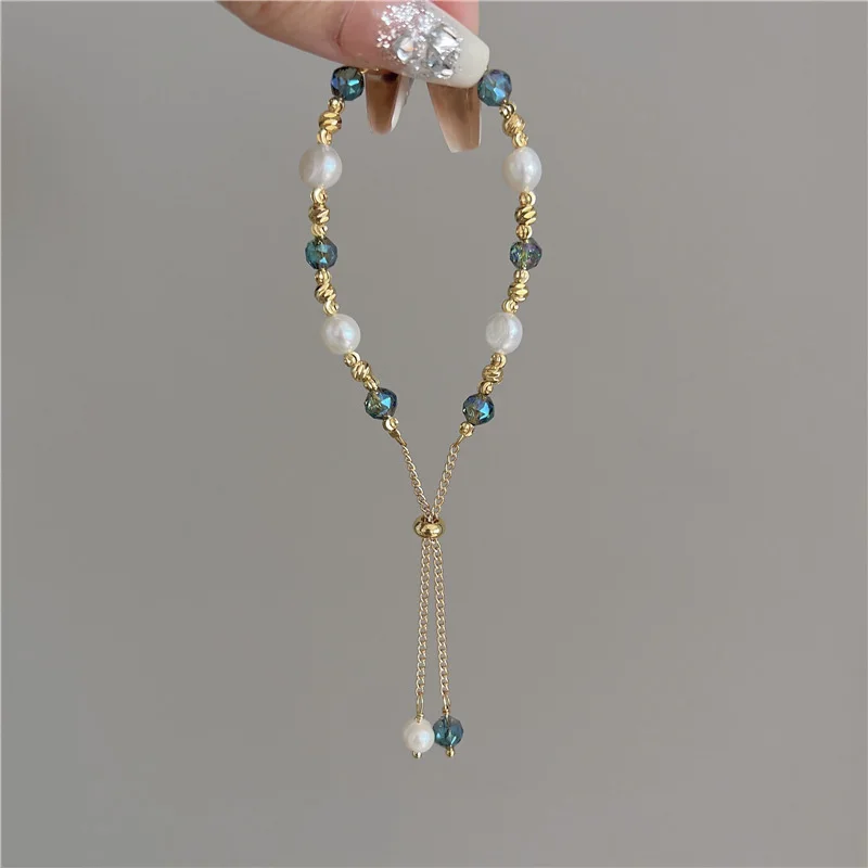 2024 New Baroque Natural Pearl Crystal Bracelet Women Exquisite and Fashionable Korean Bracelet Party Jewelry Accessories Gift
2024 New Baroque Natural Pearl Crystal Bracelet Women Exquisite and Fashionable Korean Bracelet Party Jewelry Accessories Gift
