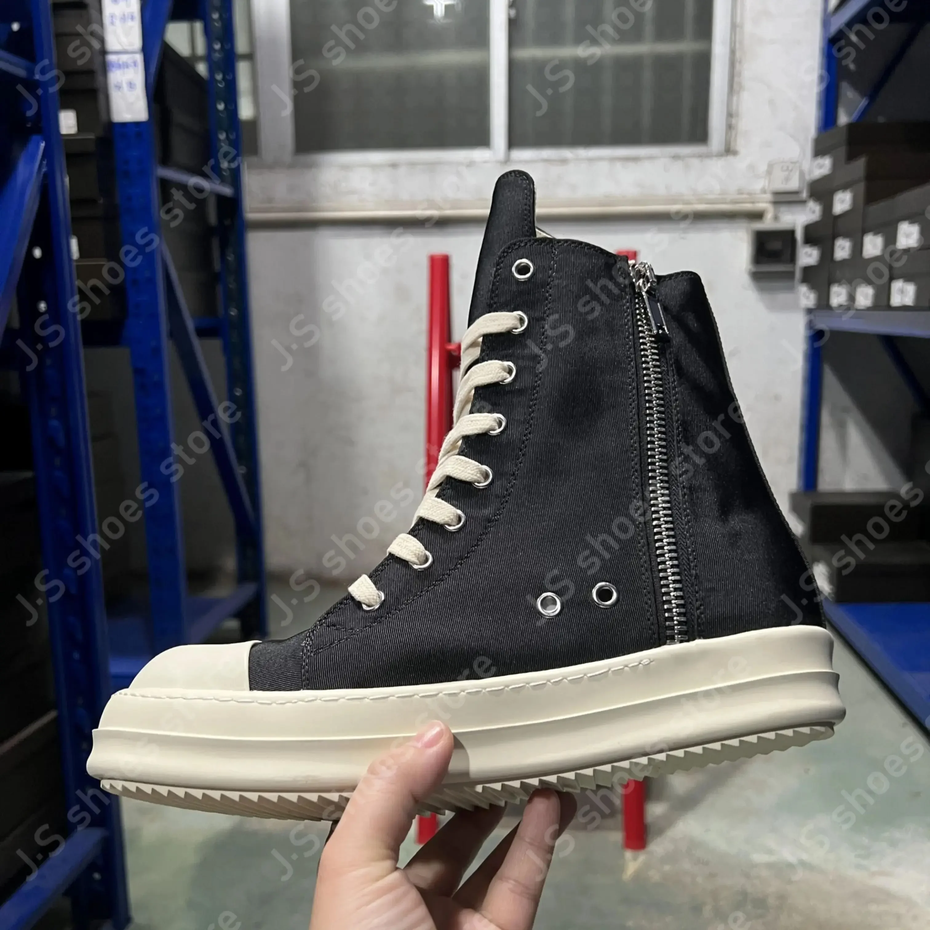 Ricks Retro Classic Black Satin Canvas High Top Shoes Owens Design Boots Men Shoe Black Canvas Ankle Boot Women Casual Sneakers
Ricks Retro Classic Black Satin Canvas High Top Shoes Owens Design Boots Men Shoe Black Canvas Ankle Boot Women Casual Sneakers