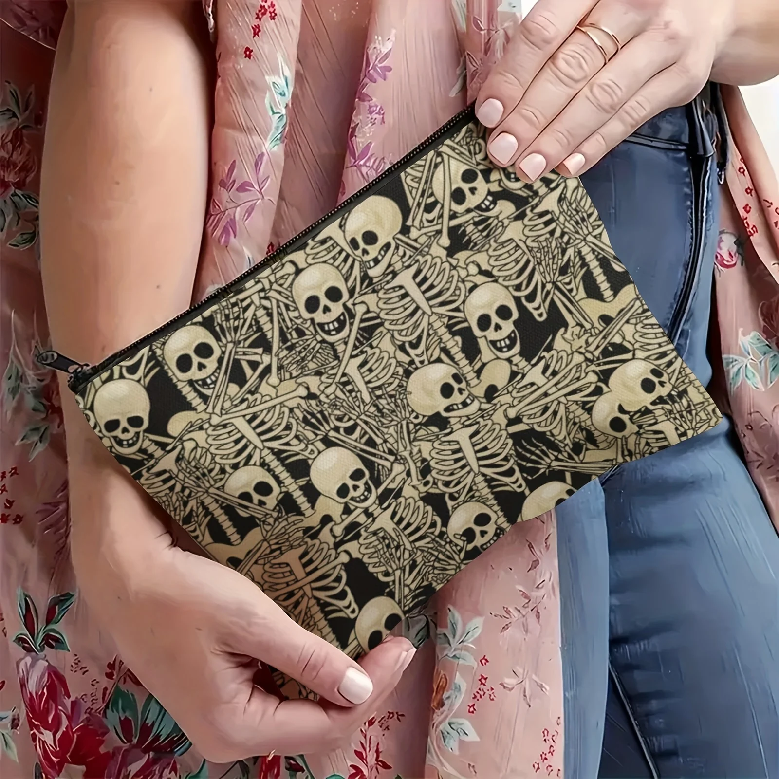 Spooky Skeleton Dance Makeup Bag - Large Coin Purse & Pencil Case, Unisex Halloween Gift with Black & Golden Skeleton Design
Spooky Skeleton Dance Makeup Bag - Large Coin Purse & Pencil Case, Unisex Halloween Gift with Black & Golden Skeleton Design