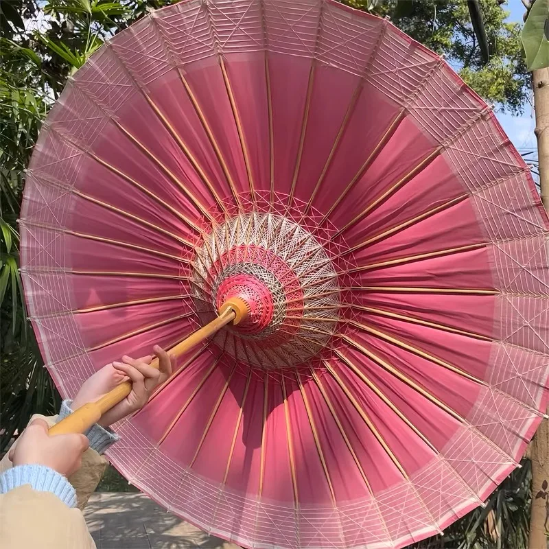 Peach pollen gradual change double-sided oil-paper umbrella handmade ancient wind and rain dual-purpose
Peach pollen gradual change double-sided oil-paper umbrella handmade ancient wind and rain dual-purpose