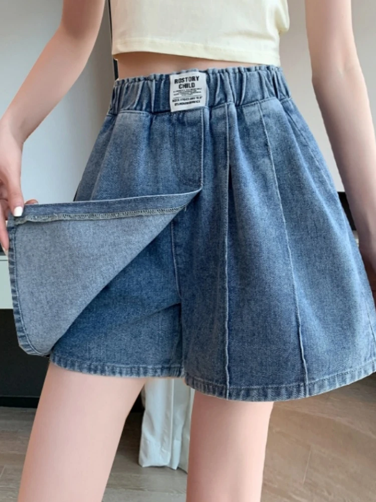High Waist A-Line Denim Short Skirt Pants Women's Summer plus Size Casual Loose Fit Wide Leg Five-Quarter Length Jeans
High Waist A-Line Denim Short Skirt Pants Women's Summer plus Size Casual Loose Fit Wide Leg Five-Quarter Length Jeans