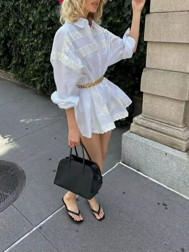 2026 Women Loose Cotton Shirt Embroidery Patchwork Turn-down Collar Long Sleeve Single Breasted Casual White Blouse
2026 Women Loose Cotton Shirt Embroidery Patchwork Turn-down Collar Long Sleeve Single Breasted Casual White Blouse