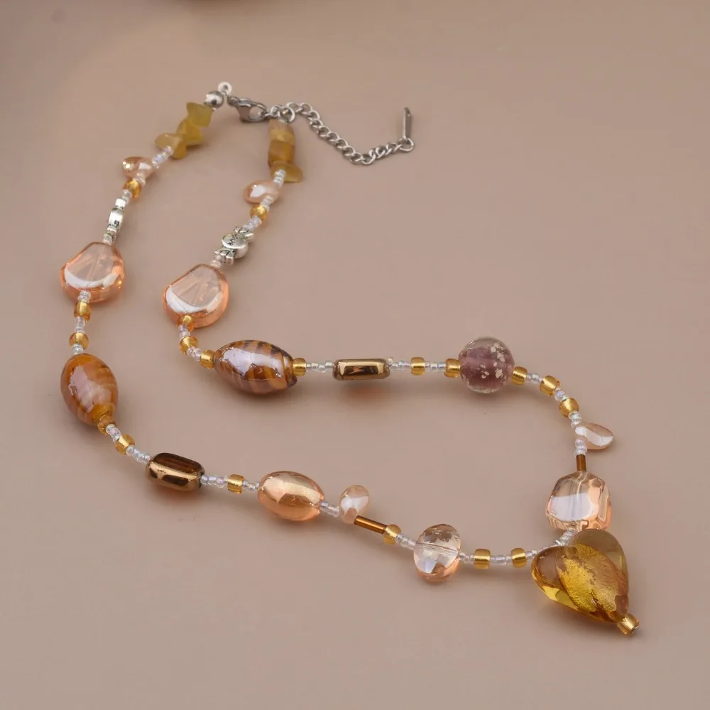 Love Glass Charm Brown Stitching Beads Strand Necklace Jewelry for Women Medieval Temperament Elegant Design Retro Sweater Chain
Love Glass Charm Brown Stitching Beads Strand Necklace Jewelry for Women Medieval Temperament Elegant Design Retro Sweater Chain