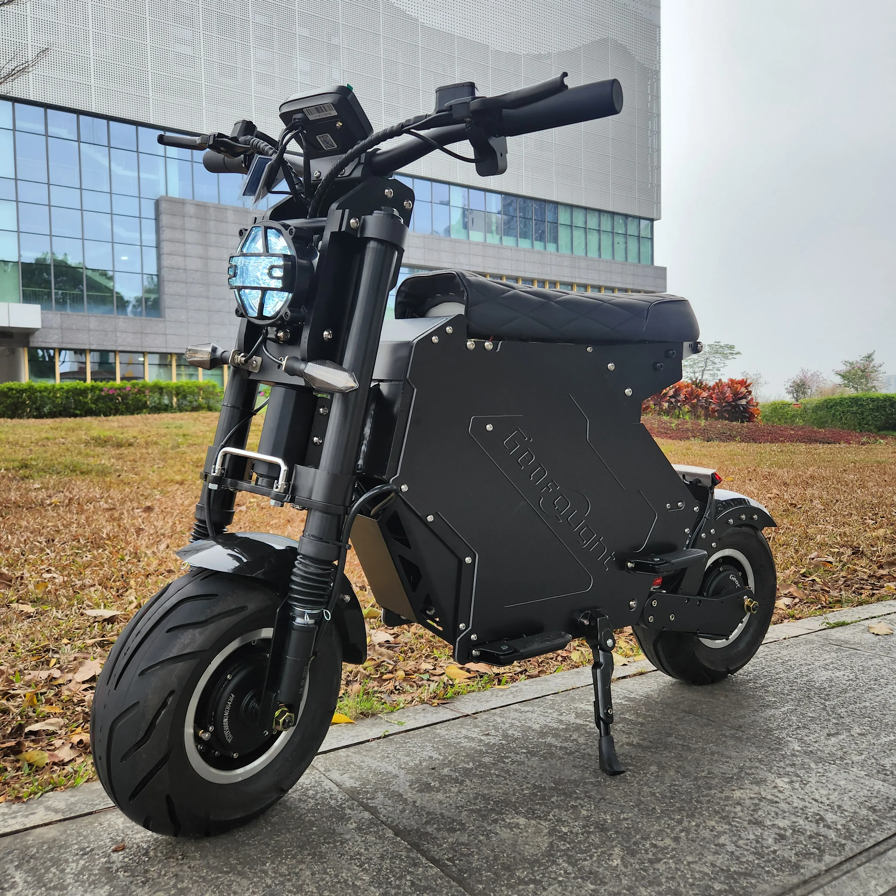 60-70MPH 90-120KMH Molo 5 Настройка приложения 72 В 10000 Вт 15000 Вт NFC Start Электрический самокат со съемной батареей, 52 В 60 В E Scooter 
60-70MPH 90-120KMH Molo 5 Настройка приложения 72 В 10000 Вт 15000 Вт NFC Start Электрический самокат со съемной батареей, 52 В 60 В E Scooter