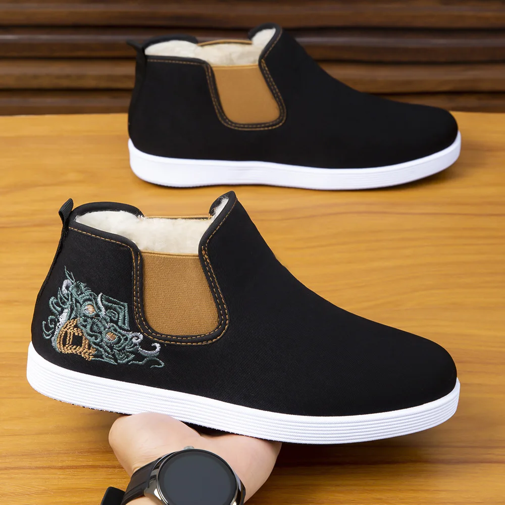 Embroidered Cloth Shoes Winter Thick Cotton Shoes Warm and Comfortable Middle-aged and Elderly Casual Men Loafers shoes for men
Embroidered Cloth Shoes Winter Thick Cotton Shoes Warm and Comfortable Middle-aged and Elderly Casual Men Loafers shoes for men