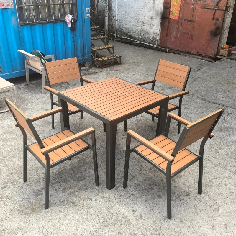High-quality outdoor tables and chairs
High-quality outdoor tables and chairs