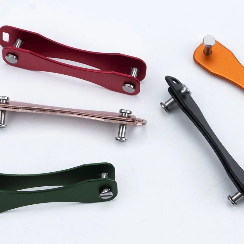 New Creative Car Key Holder Aluminum Alloy Key Bag Outdoor Edc Tool Key Holder Key Organizer Porta Chaves Porta Llaves Carteira
New Creative Car Key Holder Aluminum Alloy Key Bag Outdoor Edc Tool Key Holder Key Organizer Porta Chaves Porta Llaves Carteira
