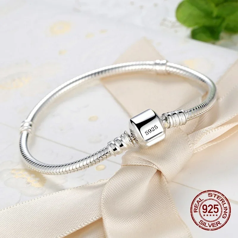 Handmade Original Fine Jewelry 925 Sterling Silver Charm Bracelet Soft Smooth Snake Bone Bracelets for Women
Handmade Original Fine Jewelry 925 Sterling Silver Charm Bracelet Soft Smooth Snake Bone Bracelets for Women