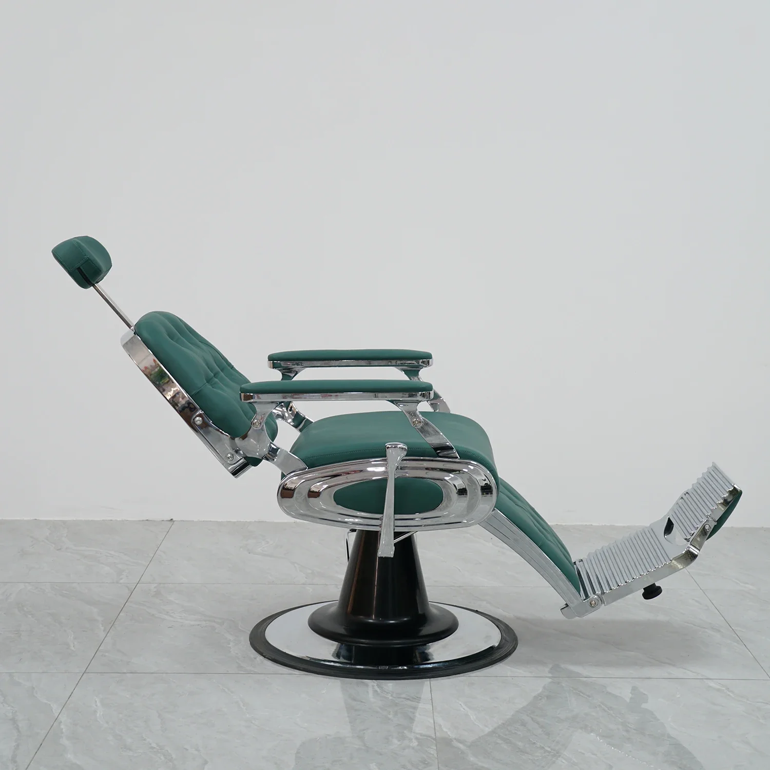 #wholesale Beauty Hair salon equipment wholesale portable Custom luxury vintage green barber chair for sale
#wholesale Beauty Hair salon equipment wholesale portable Custom luxury vintage green barber chair for sale