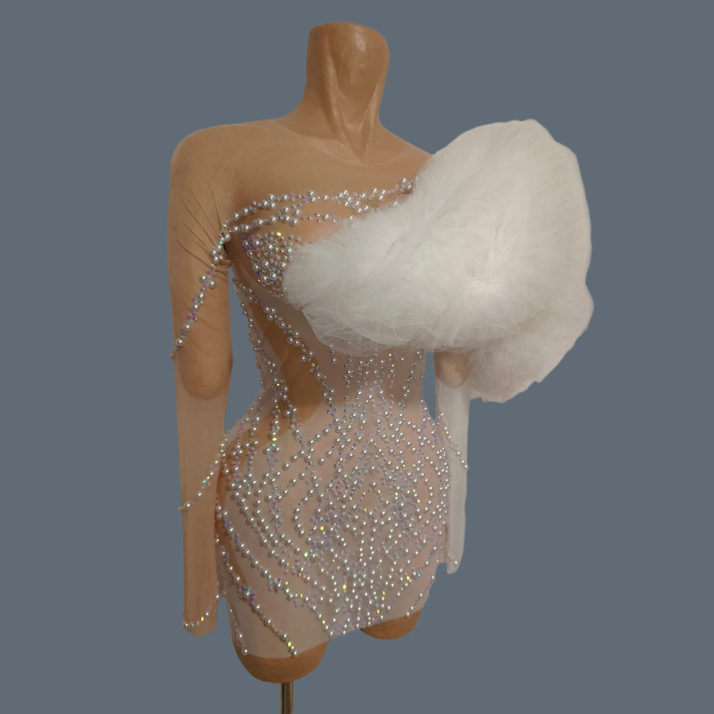 Luxury White Tulle Pearl Sheer Mesh Dress One Shoulder Sparkly Birthday Party Gown Elegant Evening Formal Prom Wear Tianxiang
Luxury White Tulle Pearl Sheer Mesh Dress One Shoulder Sparkly Birthday Party Gown Elegant Evening Formal Prom Wear Tianxiang