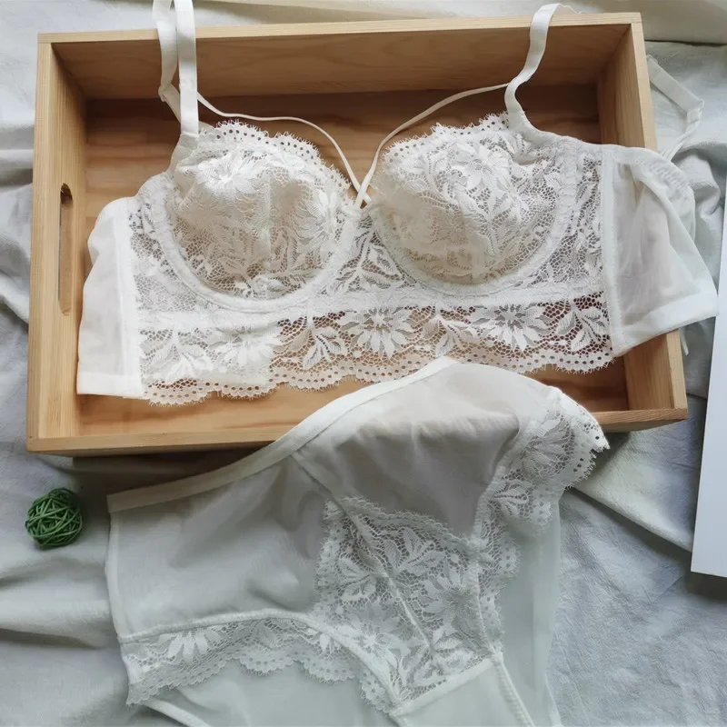 Sexy Ultrathin Transparent Floral Lace Bra and High Waist Panties Set Underwear with Push Up Women French Lingerie
Sexy Ultrathin Transparent Floral Lace Bra and High Waist Panties Set Underwear with Push Up Women French Lingerie