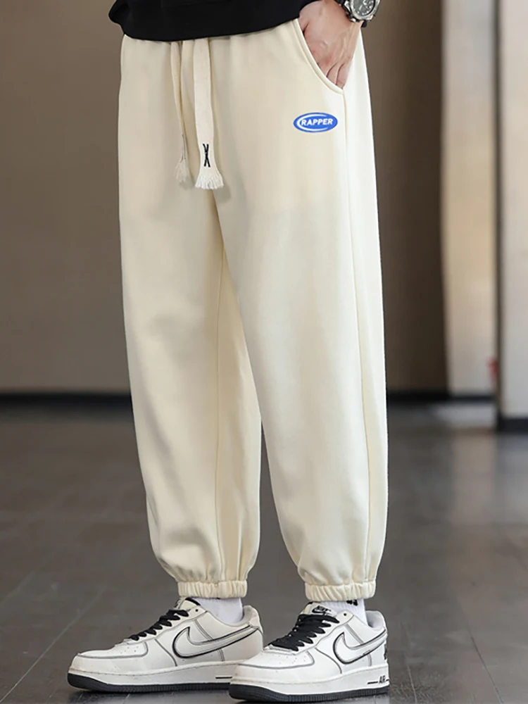 2023 New Men's Solid Color Simple Leisure Pants Padded Drawstring Feet Sports Casual Fashion Trend Versatile Nine-Minute Pants
2023 New Men's Solid Color Simple Leisure Pants Padded Drawstring Feet Sports Casual Fashion Trend Versatile Nine-Minute Pants