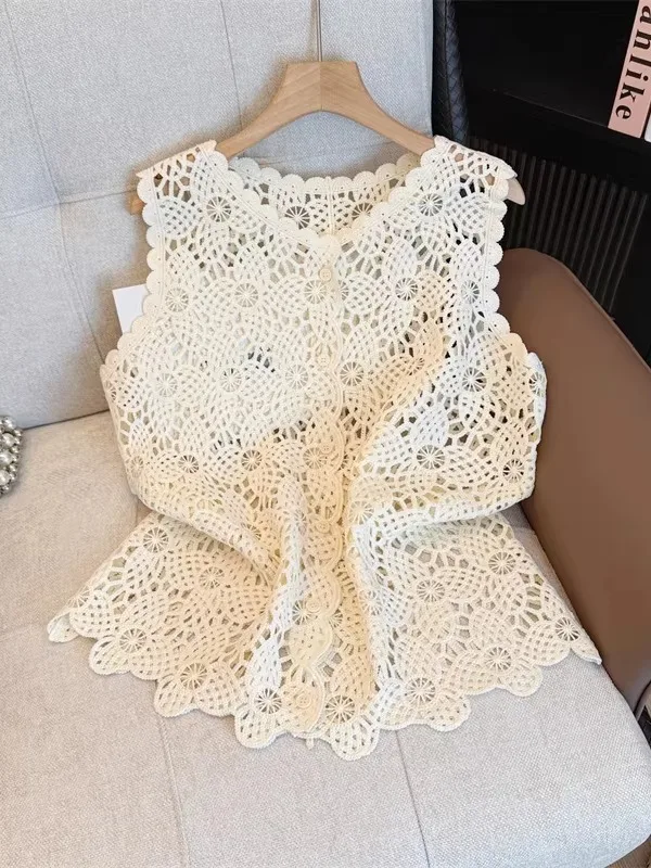 Lace Hollow out Vest Top Women's Early Spring New Style Layering Sleeveless Loose Outerwear Summer Open Cardigan Body Type
Lace Hollow out Vest Top Women's Early Spring New Style Layering Sleeveless Loose Outerwear Summer Open Cardigan Body Type