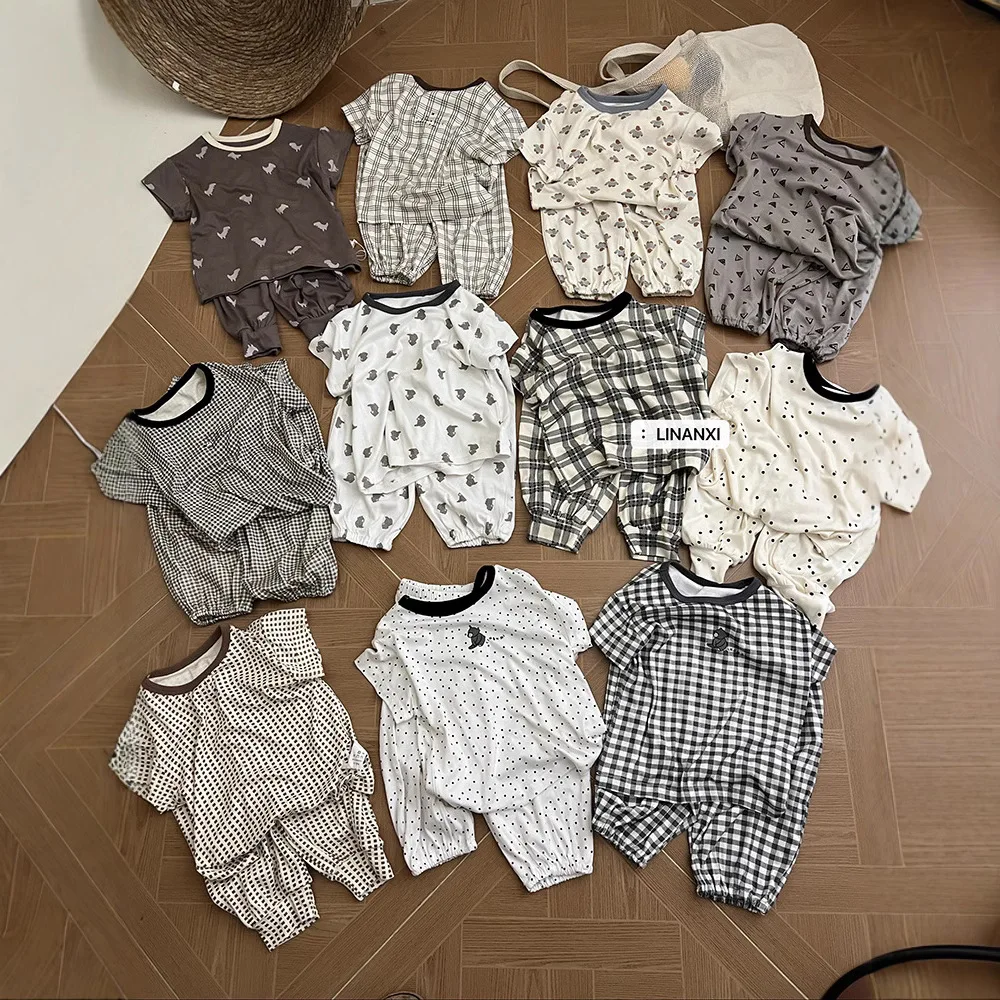 2025 Summer Kids Pajama Sets Home Wear Clothes Children's New Pajamas Knitted Set Cartoon Print Sleepwear Pajama Set
2025 Summer Kids Pajama Sets Home Wear Clothes Children's New Pajamas Knitted Set Cartoon Print Sleepwear Pajama Set