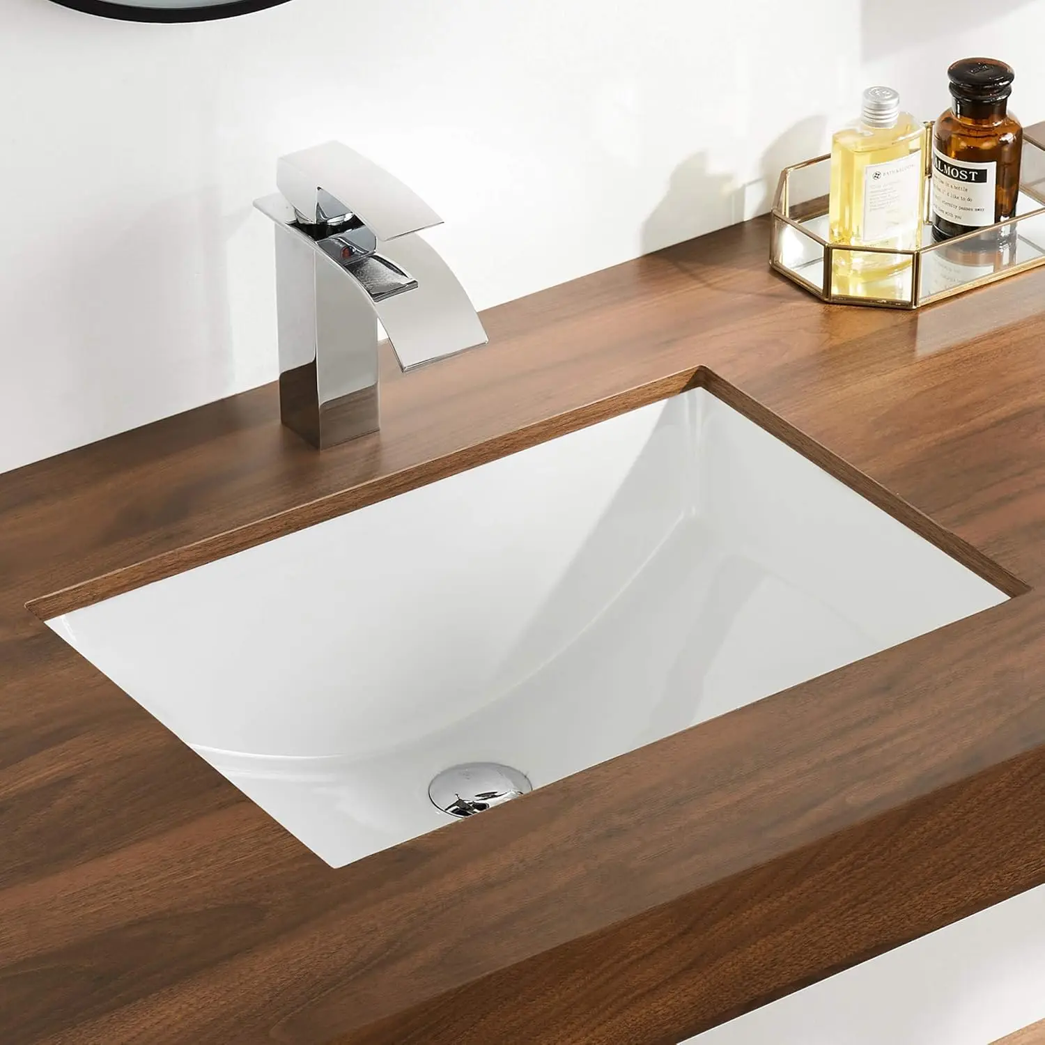 Rectangular Undermount Bathroom Sink, 21'' x 14.72'' White Ceramic Vessel Sink with Overflow for Vanity
Rectangular Undermount Bathroom Sink, 21'' x 14.72'' White Ceramic Vessel Sink with Overflow for Vanity