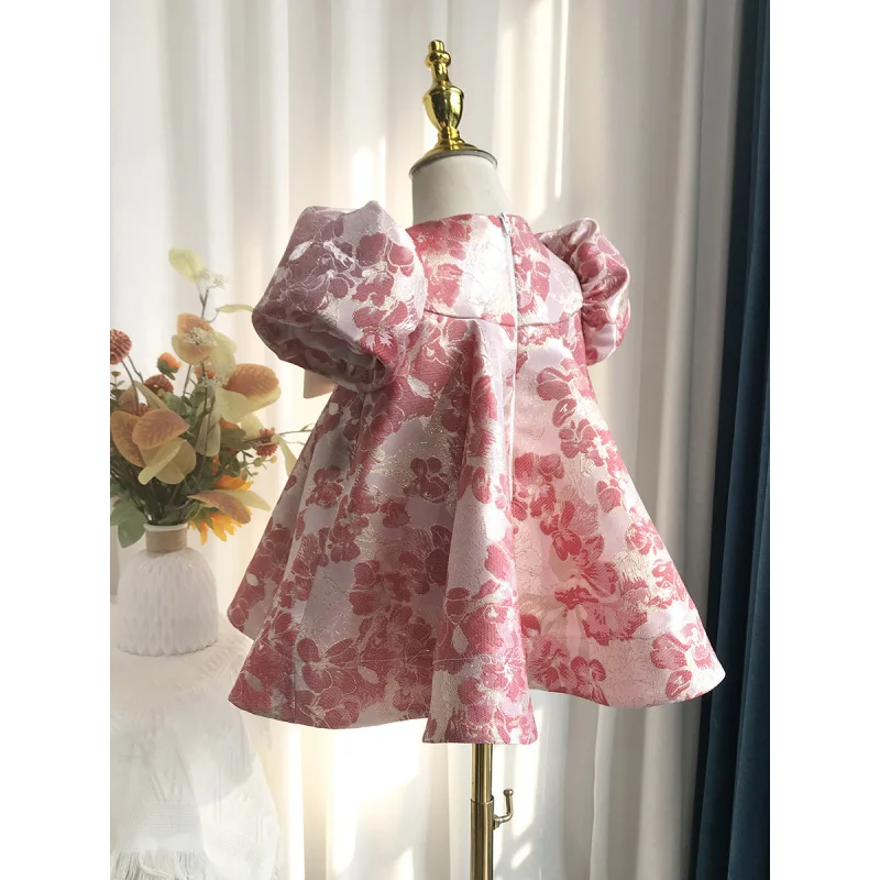 Baby dress for one year old2025Women's Birthday Dress Photo Shoot Puff Sleeve Stylish Printed Satin Princess Dress Puffy Dress
Baby dress for one year old2025Women's Birthday Dress Photo Shoot Puff Sleeve Stylish Printed Satin Princess Dress Puffy Dress