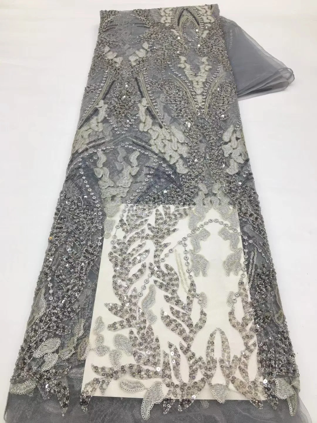2023 High Quality African Sequins Lace Fabric French Net Embroidery Tulle Lace Fabric for Nigerian Wedding Party AXX5599
2023 High Quality African Sequins Lace Fabric French Net Embroidery Tulle Lace Fabric for Nigerian Wedding Party AXX5599