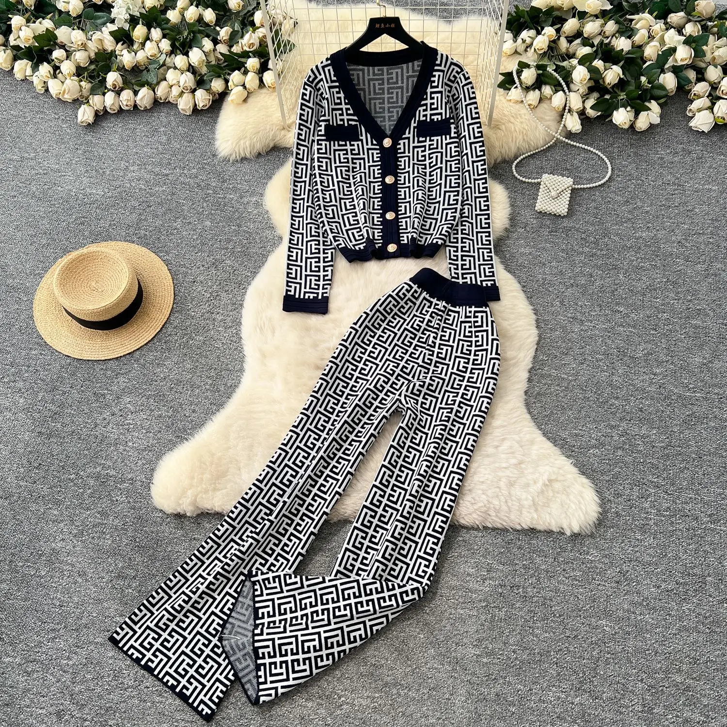 Two Pieces Women Knitted Pant Set Geo Print V Neck Single Breasted Cardigan Empire Waist Wide Leg Pants Loose Casual 2025 Autumn 
Two Pieces Women Knitted Pant Set Geo Print V Neck Single Breasted Cardigan Empire Waist Wide Leg Pants Loose Casual 2025 Autumn