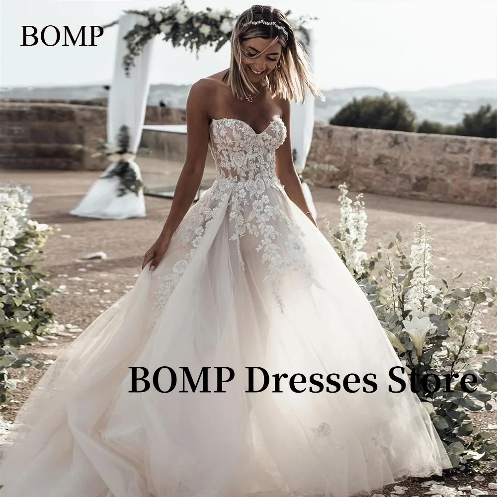 BOMP Breathtaking Wedding Dress Featuring Stunning Crystals Lace Appliques Bridal Gown Strapless Customized
BOMP Breathtaking Wedding Dress Featuring Stunning Crystals Lace Appliques Bridal Gown Strapless Customized