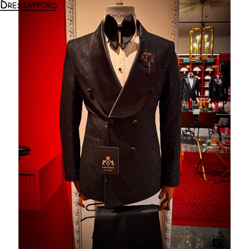 Элегантный жаккардовый костюм для мужчин, свадебный пиджак и брюки для жениха, комплект из 2 предметов, элегантный повседневный двубортный смокинг, официальные комплекты
Элегантный жаккардовый костюм для мужчин, свадебный пиджак и брюки для жениха, комплект из 2 предметов, элегантный повседневный двубортный смокинг, официальные комплекты