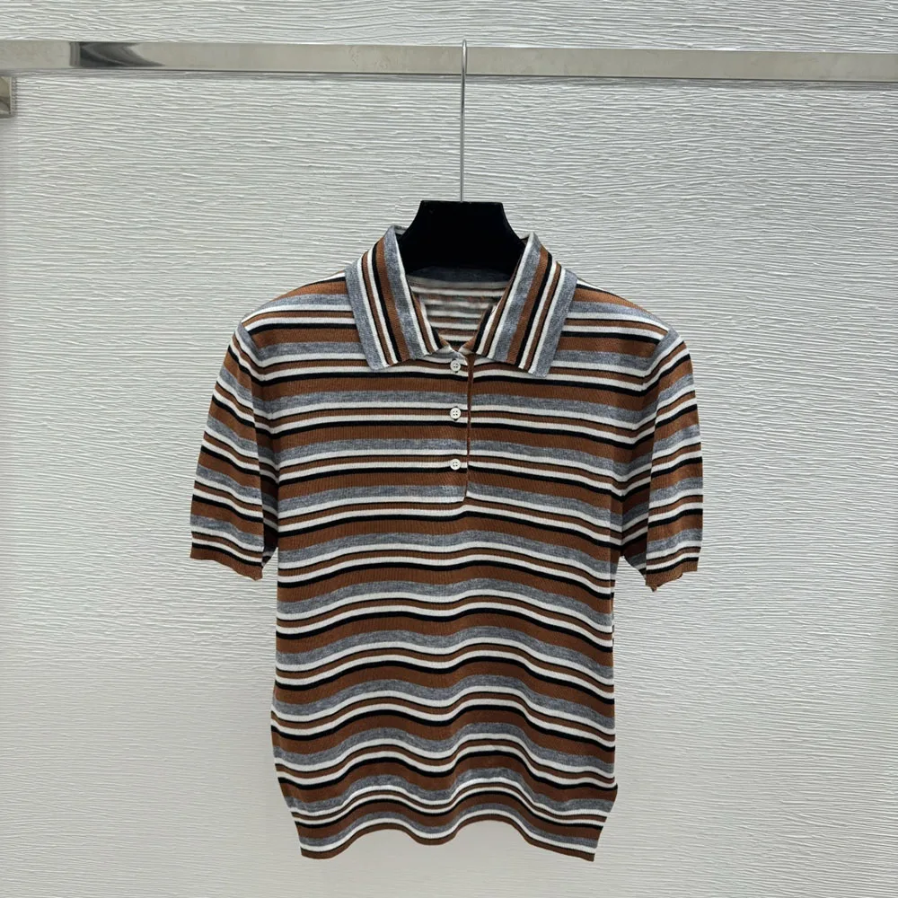 High-quality 2026 new women's striped short-sleeved polo shirt, a fashionable top for daily commuting xy26512108
High-quality 2026 new women's striped short-sleeved polo shirt, a fashionable top for daily commuting xy26512108