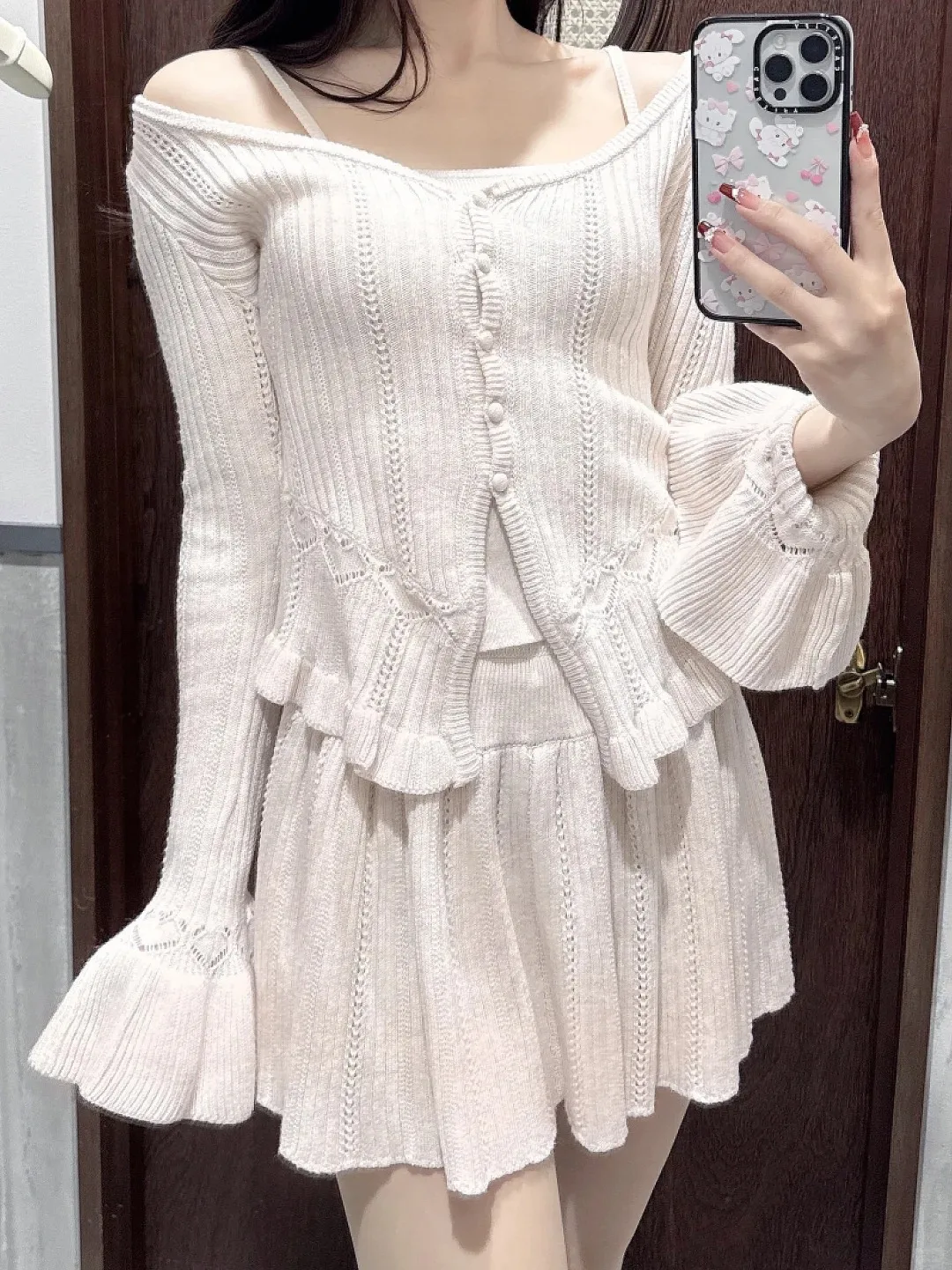 Kuzuwata Nice Trendy Streetwear Fairycore Sling Set Knit Sweet Fungus Slim Cardigan Japan Casual Pleated High Waist Suit Dress
Kuzuwata Nice Trendy Streetwear Fairycore Sling Set Knit Sweet Fungus Slim Cardigan Japan Casual Pleated High Waist Suit Dress