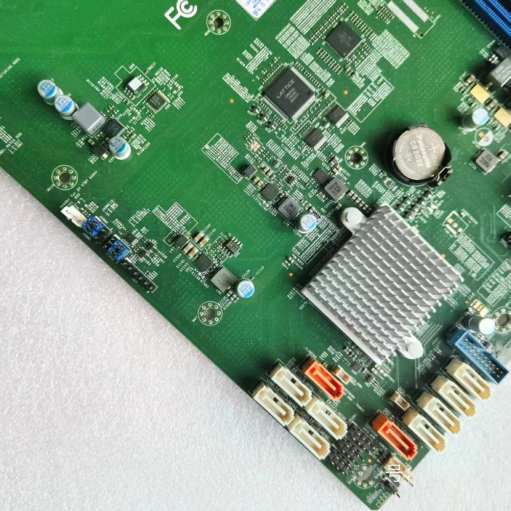 Серверная материнская плата X10DRX LGA2011 DDR4 11 PCI-E E5-2600 v4/v3 Семья
Серверная материнская плата X10DRX LGA2011 DDR4 11 PCI-E E5-2600 v4/v3 Семья