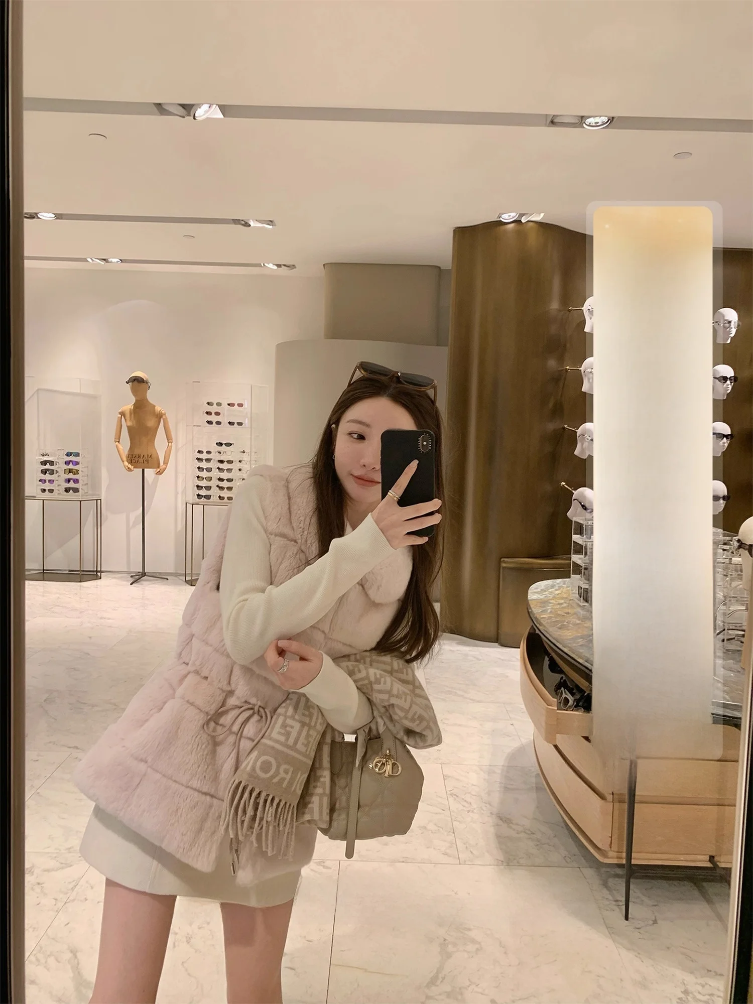 Xiao Thousand Layer Rabbit Vest 00% Rabbit Fur Luxury Fur Jaet Inteated Leather And Fur Outerwear for Women
Xiao Thousand Layer Rabbit Vest 00% Rabbit Fur Luxury Fur Jaet Inteated Leather And Fur Outerwear for Women