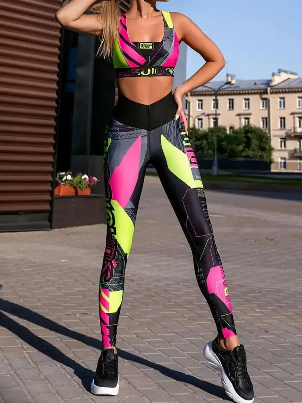 Spicy Girls Fashion Color Block Letter Printing Sports Running Bodysuit Fitness Yoga Suit
Spicy Girls Fashion Color Block Letter Printing Sports Running Bodysuit Fitness Yoga Suit