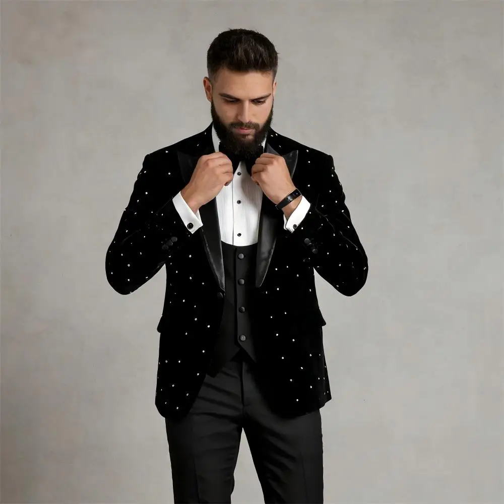 Luxury Black Velvet Men Suits 3 Piece Blazer Sets Beaded Wedding Tuxedos Customized Formal Office Party Tuxedo Jacket Vest Pants
Luxury Black Velvet Men Suits 3 Piece Blazer Sets Beaded Wedding Tuxedos Customized Formal Office Party Tuxedo Jacket Vest Pants