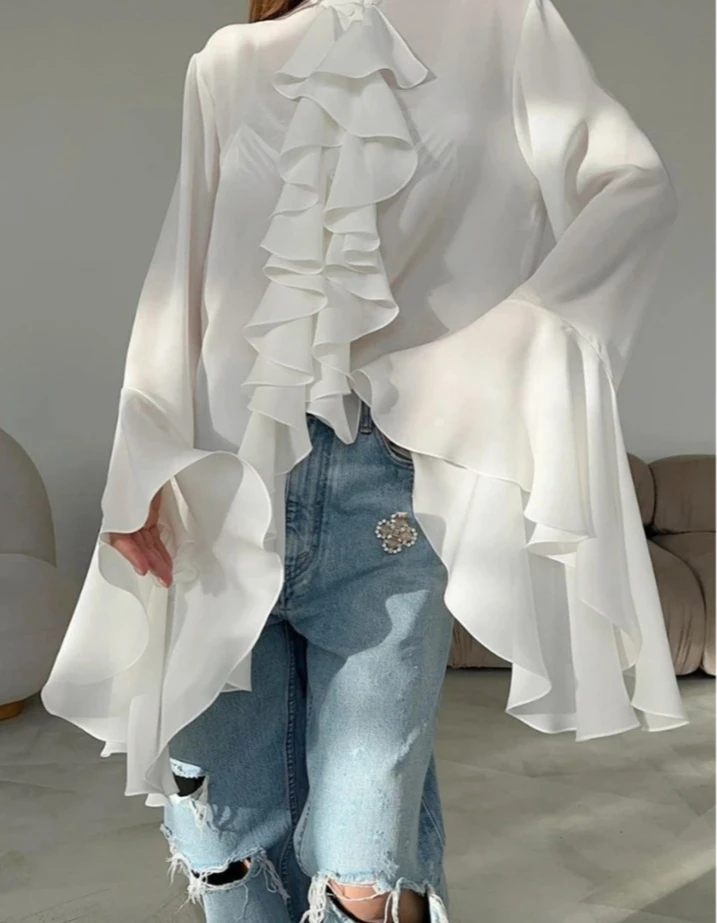 Французские элегантные женские рубашки, осенние повседневные шифоновые рубашки с круглым вырезом и расклешенными рукавами, женские рубашки с рюшами по краям, нерегулярные плиссированные топы с разрезами
Французские элегантные женские рубашки, осенние повседневные шифоновые рубашки с круглым вырезом и расклешенными рукавами, женские рубашки с рюшами по краям, нерегулярные плиссированные топы с разрезами