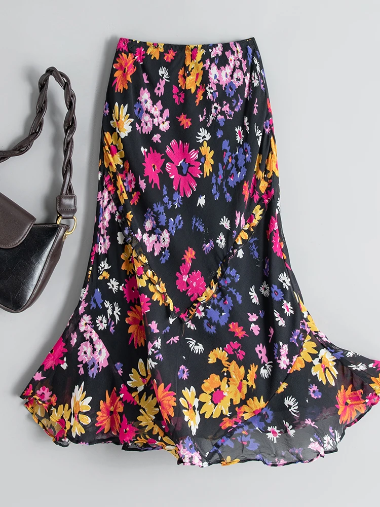 New silk chiffon printed half skirt thin high waist slimming A-line mid length
New silk chiffon printed half skirt thin high waist slimming A-line mid length